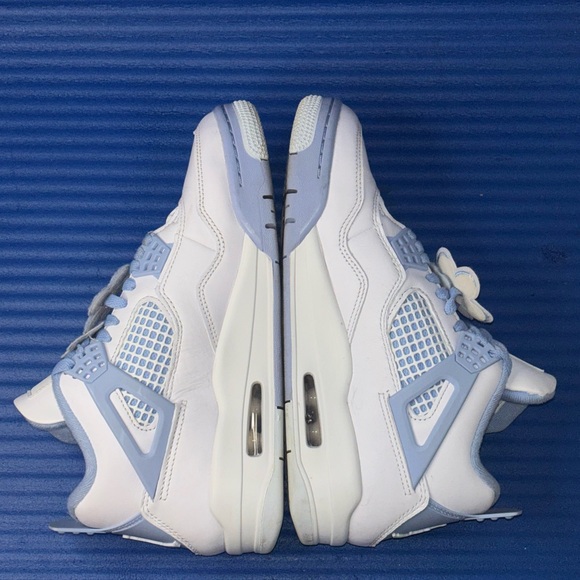 Size 8.5- Women’s Nike Air Jordan 4 Retro White UNC Blue Forget Me Not Size 7Y - Picture 6 of 8